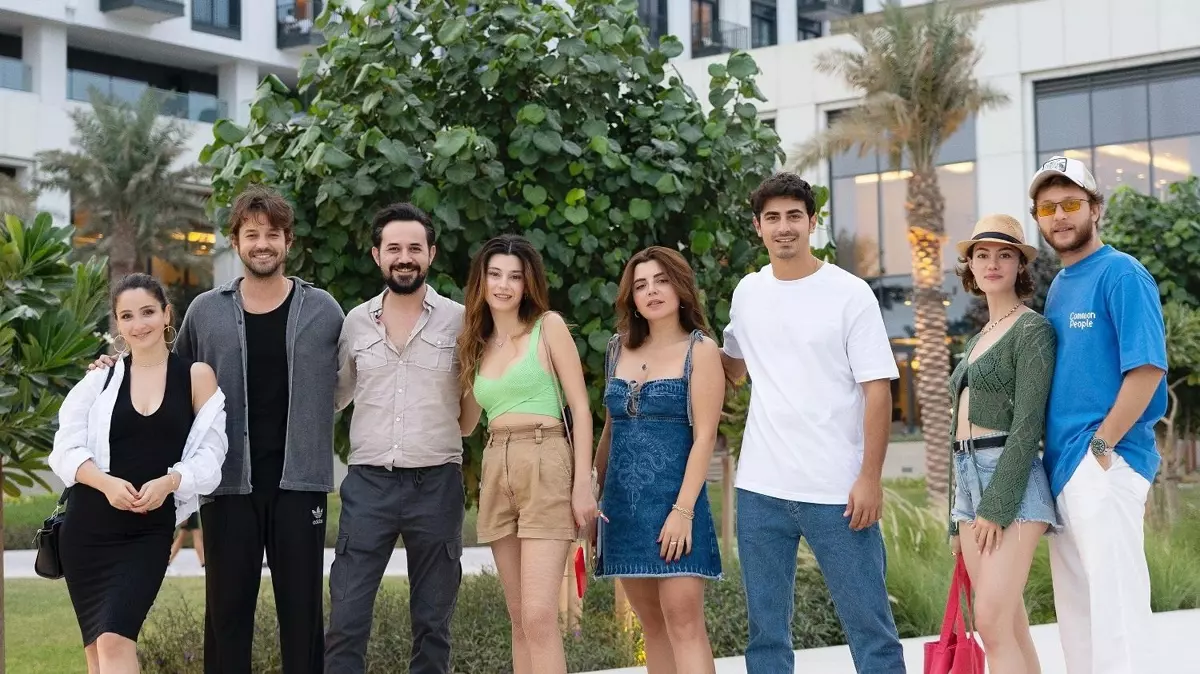 Türk Oyunculardan Bahreyn Çıkarması